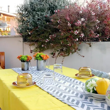 Silvias Flat By Domusdimore Апартаменты