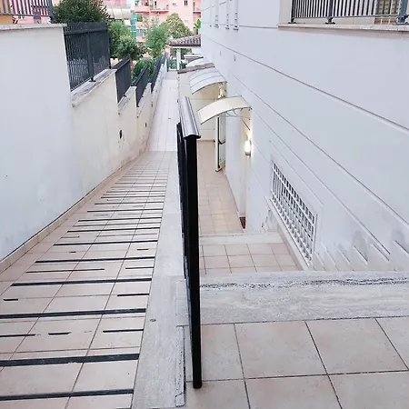 Silvias Flat By Domusdimore Рим