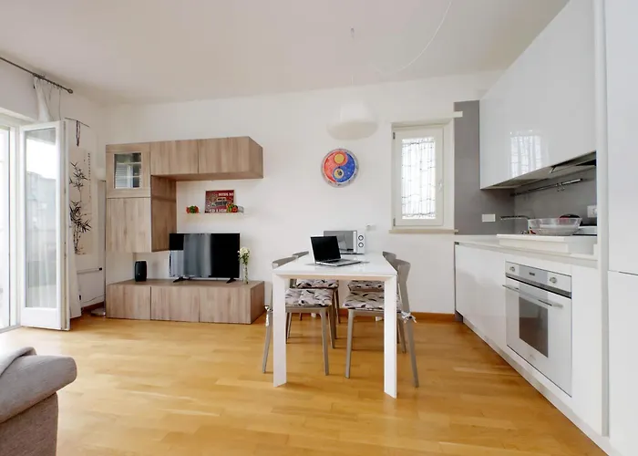 Silvias Flat By Domusdimore * Roma