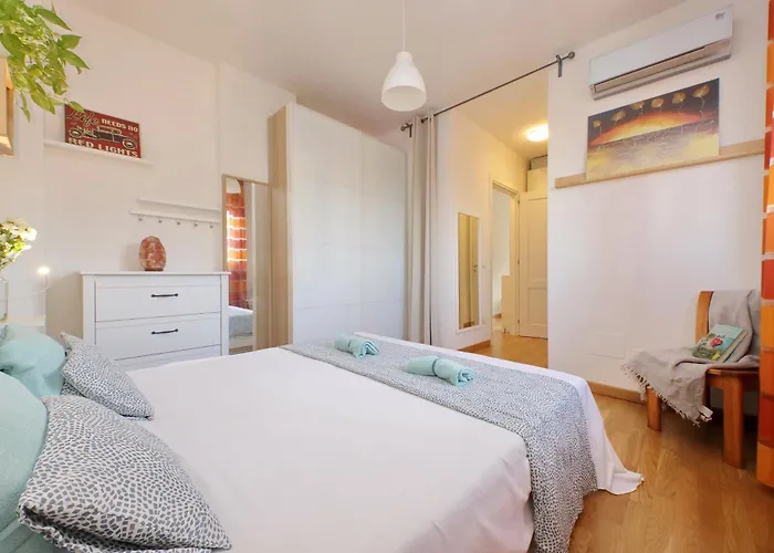 아파트 Silvias Flat By Domusdimore